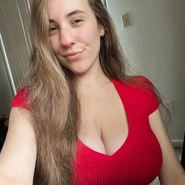 Ashley Mary profile image