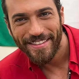 can yaman profile image