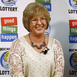Julie Leach profile image