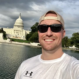 Tom walker profile image