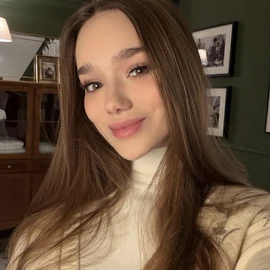 Anna James profile image