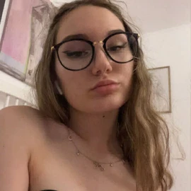 Veronika🌹 profile image