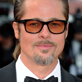 Tom Cruise profile image