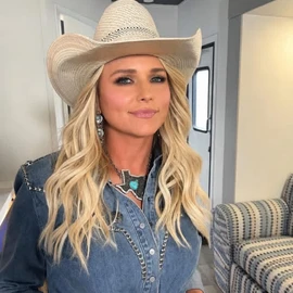 Miranda Lambert profile image