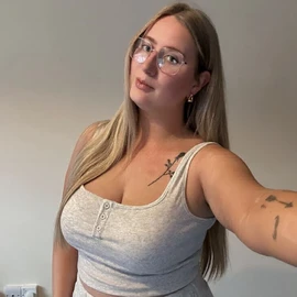 Annie Jane profile image
