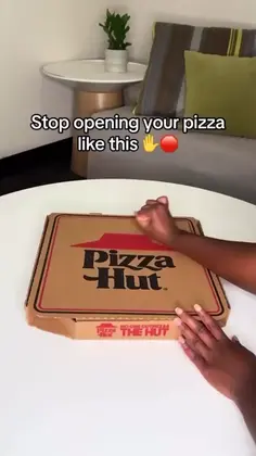 The Correct Way To Open A Pizza Box