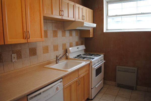 1br - 960ft² - 1 bedroom co op for sale nyc views woodcliff gardens thumbnail 2