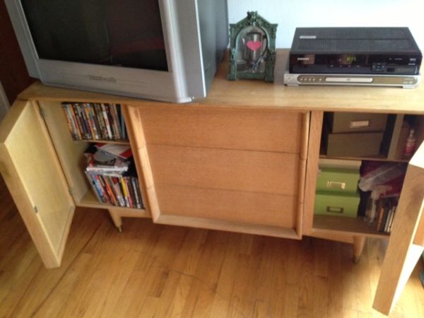 oak buffet, sideboard, credenza - $700 thumbnail 2