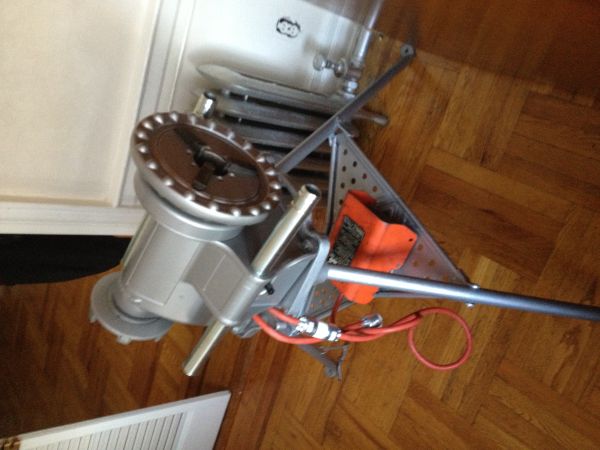 ridgid 300 threading machaine plumbing tool - $1,250 thumbnail 2