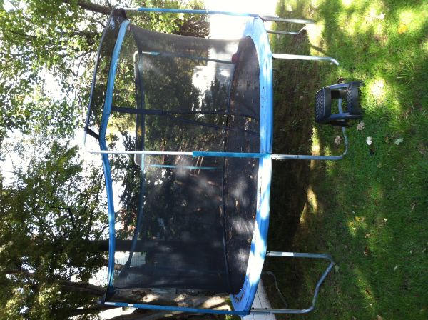 moving sale everything must go - $1 thumbnail 2