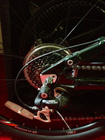 mongoose mountain bike - $750 thumbnail 2