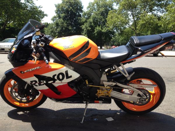 2006 honda cbr 1000rr - $7,000 thumbnail 2