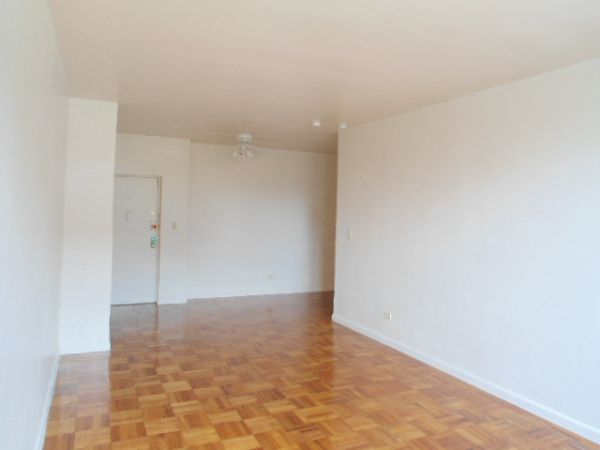 2br - 1000sqft - *** newly renovated 2 bedroom apartment just compleated**** thumbnail 2