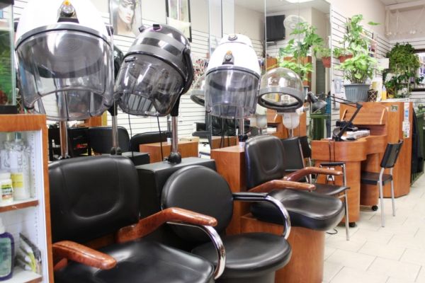 busy salon for sale - $38,000 thumbnail 4