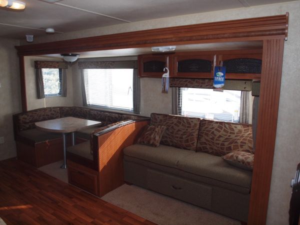 2012 wildwood 26tbss triple bunkhouse travel trailer - $15,550 thumbnail 3