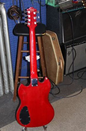 7 strings de armand guitar - $375 thumbnail 2