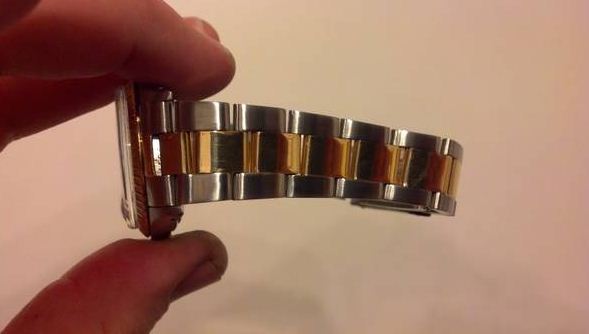 rolex (unisex) date model - $2,800 thumbnail 2