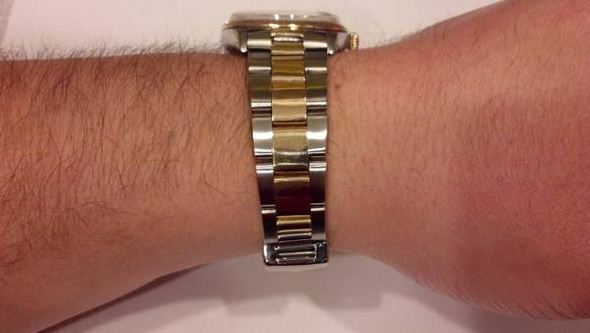 rolex (unisex) date model - $2,800 thumbnail 3