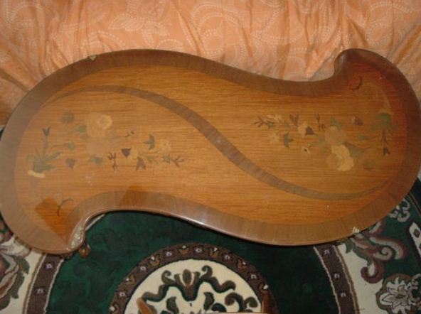 one **great** antique table for angel collectors - $500 thumbnail 2