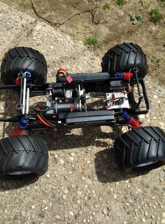 kyosho madforce ve 4x4 brushless r/c **new** - $240 thumbnail 4