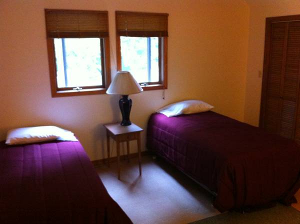 $1,600 / 3br - 2500sqft - leaf peeper season gorgeous lake champlain house (addi thumbnail 4