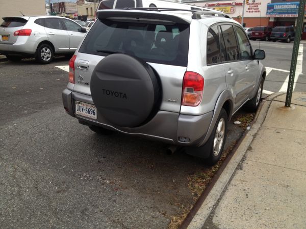 2001 toyota rav4 - $5,700 thumbnail 3