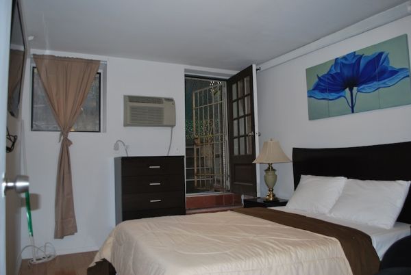 $4,850 / 2br - available immediately furnished duplex thumbnail 4