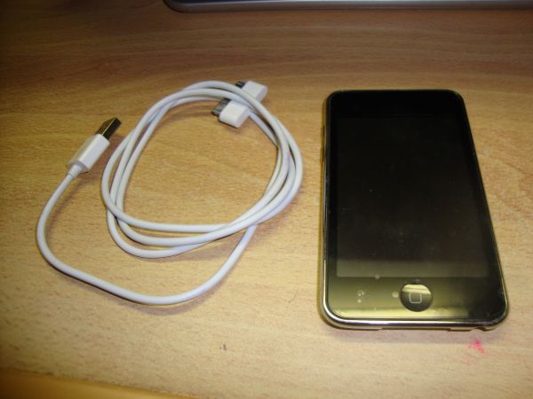 ipod touch 3g 8gb - $80 thumbnail 3