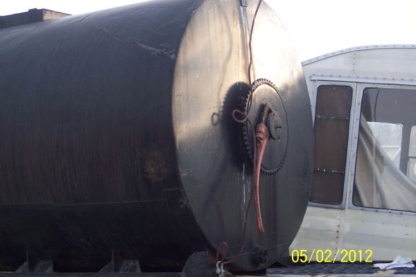 1,500 gallon asphalt seal coat tank - $2,000 thumbnail 3