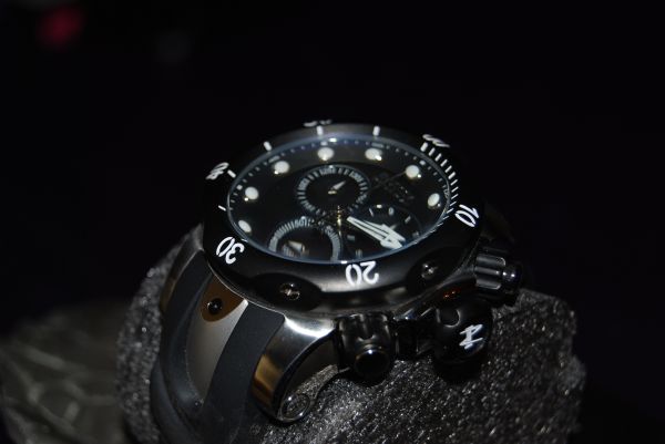 invicta mens reserve watch - $250 thumbnail 4