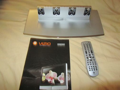 vizio vx32l hdtv 32` diagonal package - $245 thumbnail 3