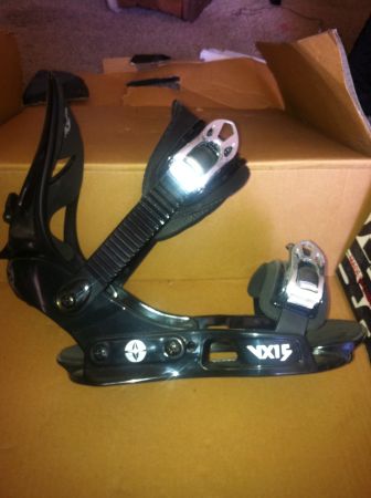 snow board "never used" agressor size 11 black - $300 thumbnail 3