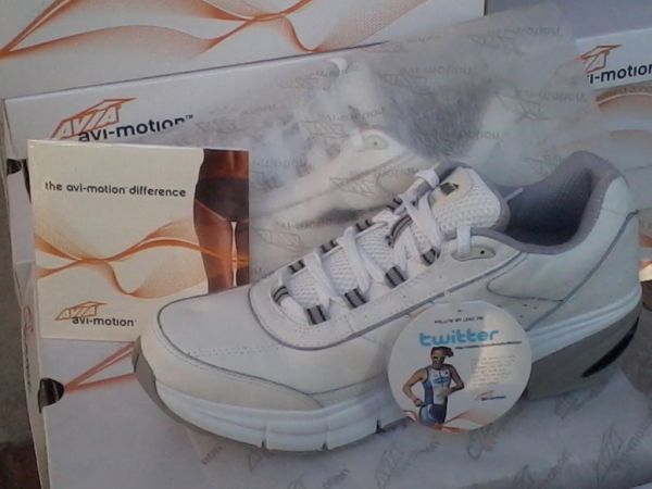 avia tennis shoes - $20 thumbnail 2