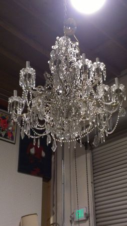 two beautiful crystal chandeliers - $250 thumbnail 3
