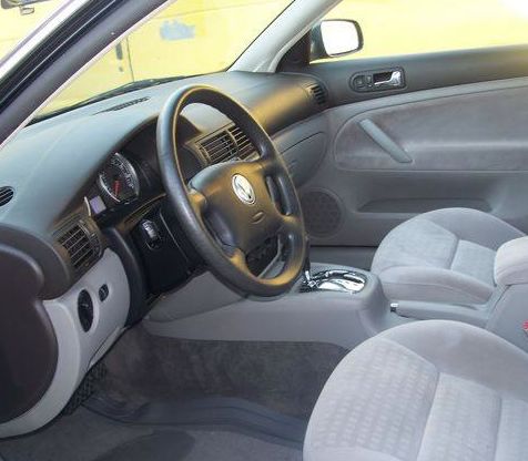 2001 volkswagen passat silver - $4,650 thumbnail 3