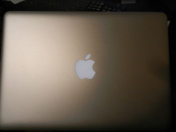 2011 macbook pro unibody 13" - $800 thumbnail 2