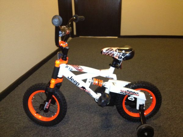 jeep boys bike and new helmet - $30 thumbnail 2