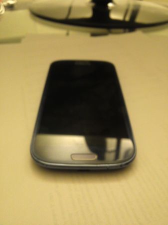 unlocked samsung galaxy s3 urgent sale - $400 thumbnail 3