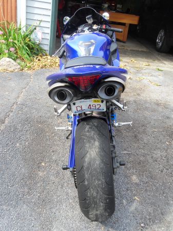 2005 yamaha r1 - $7,000 thumbnail 3