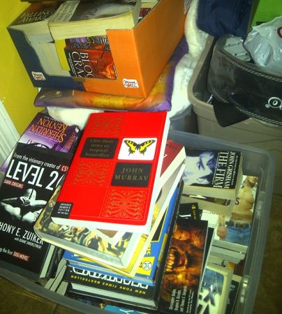 hundreds of books - $200 thumbnail 2