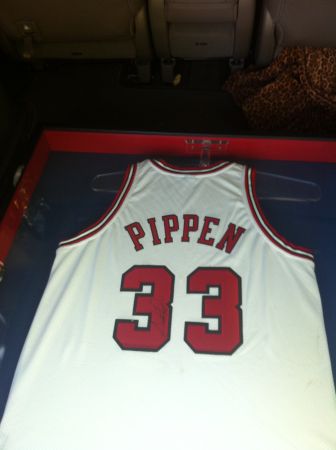 sighed scottie pippen in case - $485 thumbnail 2