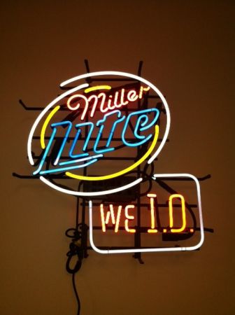 moving sale: pool table, poker table, dinning set, loveseat - $20 thumbnail 4