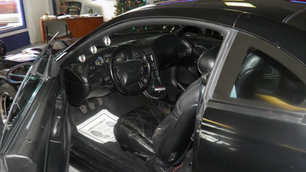 1994 ford mustang gt coupe - $4,995 thumbnail 3