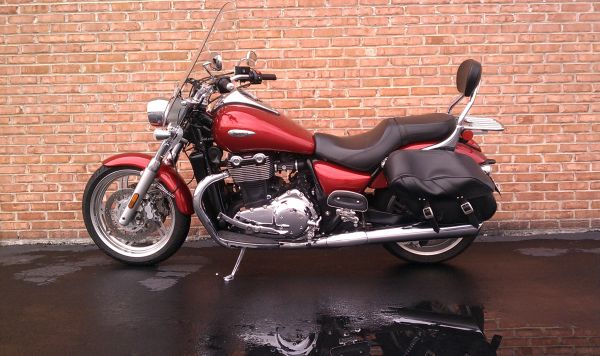2010 triumph thunderbird se - $9,999 thumbnail 4