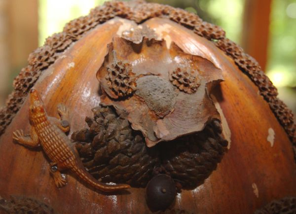 vintage unique lamp (beach style) - $65 thumbnail 4