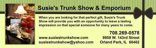 walnut curio display - $189 thumbnail 4