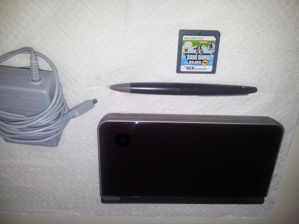 nintendo dsi xl (like new) - $110 thumbnail 3