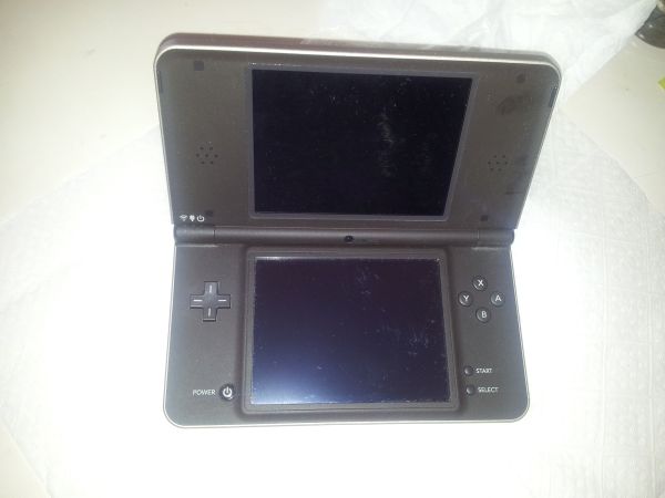 nintendo dsi xl (like new) - $110 thumbnail 4