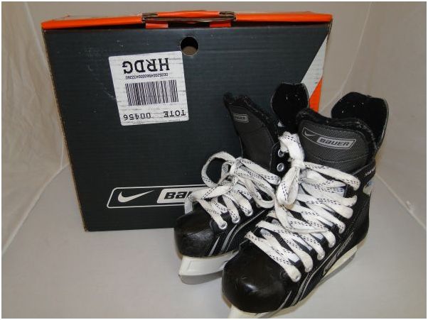 nike bauer youth hockey skates size 2 - $20 thumbnail 2