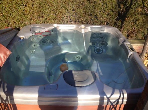 coleman spa outdoor hot tube - $1,500 thumbnail 4